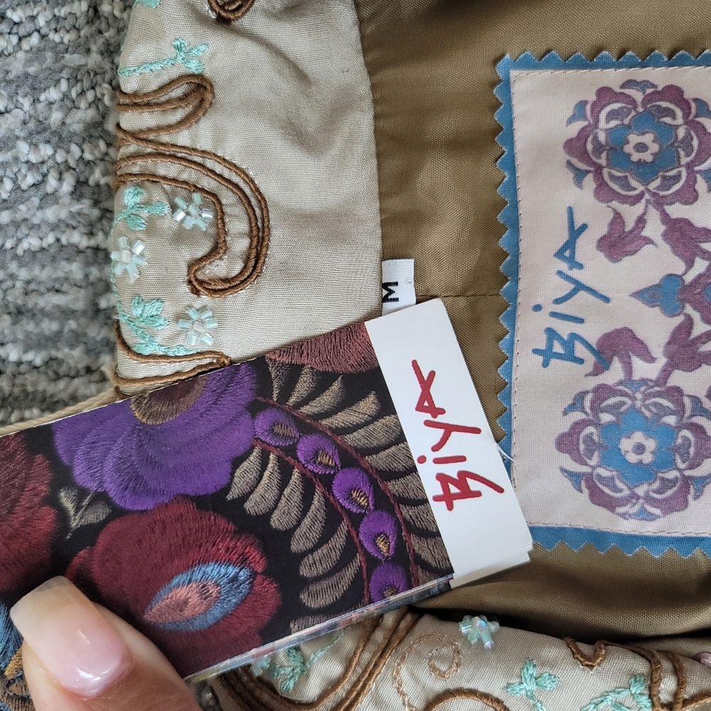 Johnny Was Biya Beaded Embroidery Silk Midi Jacket Size Medium Color Pebble NWT - Picture 14 of 16